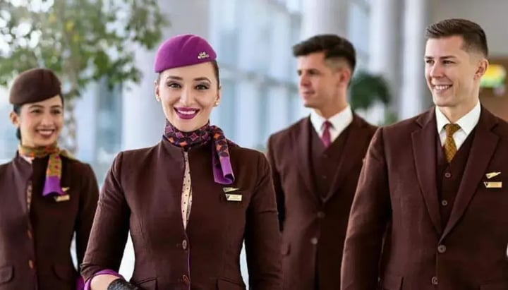 Connecting Every Airline Employee with Clear Messaging