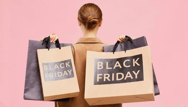 How Real-Time Communication Boosts Retail Success on Black Friday