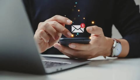 How Email Newsletters help you to build a Stronger Retail Workforce?