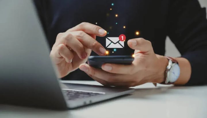 How Email Newsletters help you to build a Stronger Retail Workforce?