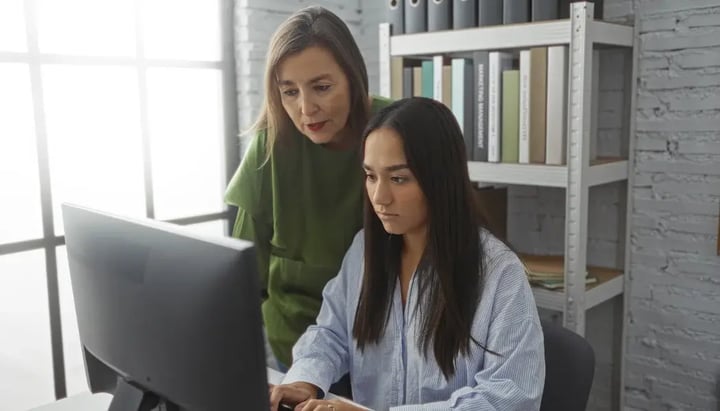 Why Mentorship in Hybrid Workplaces Matters?