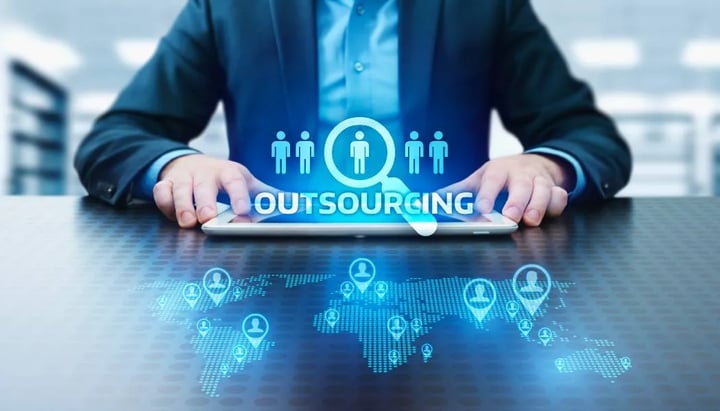 Streamlining Communication: In-house Versus Outsourcing