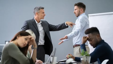 5 Warning Signs of a Toxic Workplace Culture You Shouldn’t Ignore