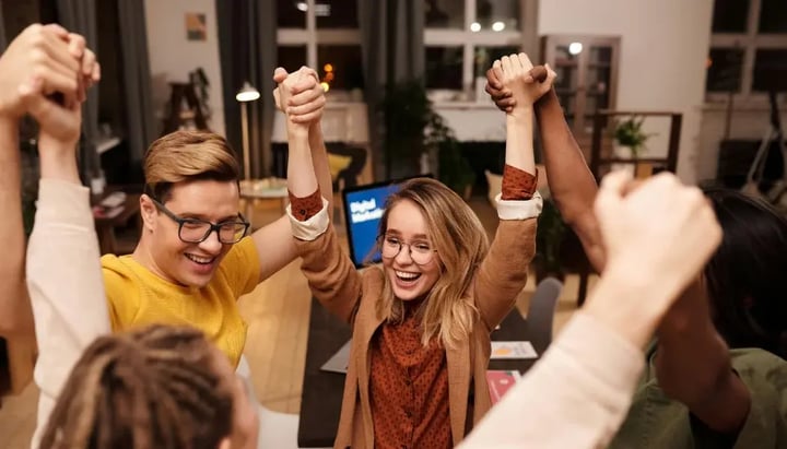 The Secret to a Thriving Workplace? Strong Company Culture!