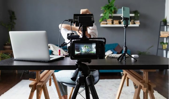 Affordable Ways to Generate Video Content for Internal Communication